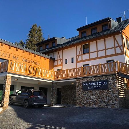 Apartmany Na Soutoku - Breznik Modrava Εξωτερικό φωτογραφία